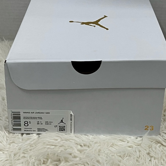 Air Jordan 1 Mid, Tropical Twist - Picture 9 of 11